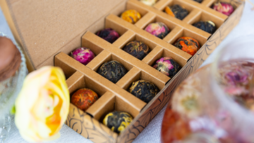 Wat is de betekenis van Blooming Tea Flower als cadeau?